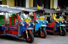 Những phương tiện vận chuyển du lịch độc đáo khắp thế giới