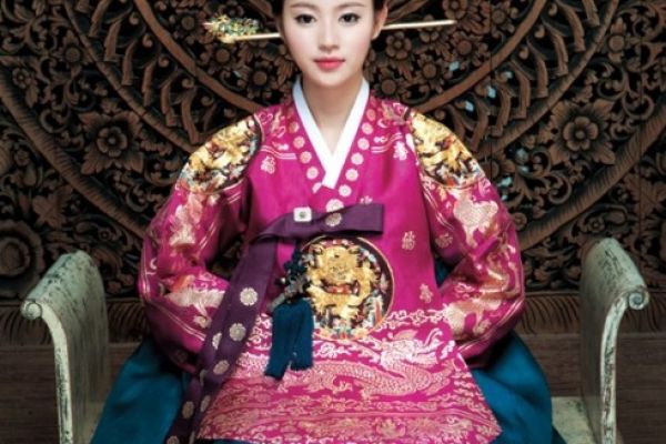 Vẻ Đẹp Người Con Gái Hàn Quốc Từ Xưa Đến Nay