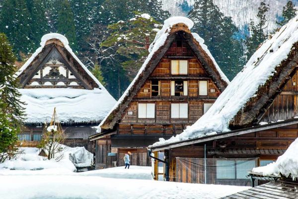 5 thị trấn tuyệt đẹp để tận hưởng mùa đông Nhật Bản