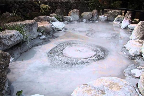 Trải nghiệm thành phố có 8 địa ngục trần gian