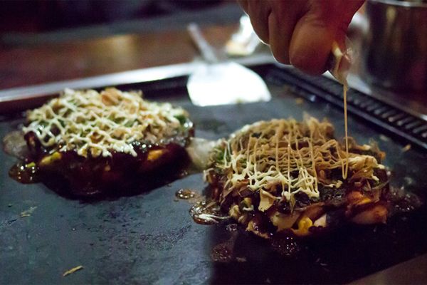 Okonomiyaki - Độc Đáo Món Bánh Xèo Nhật Bản