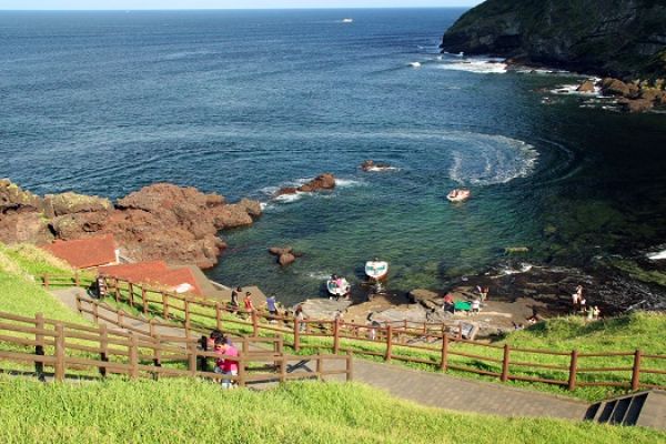 Jeju Hàn Quốc - Không Chỉ Là Thiên Đường Của Các Cặp Đôi