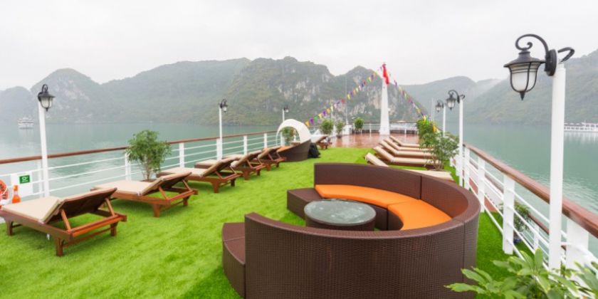 Du Thuyền Mon Chéri 5 sao