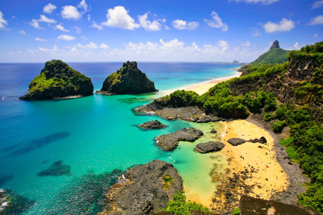 Hòn đảo Fernando de Noronha, Brazil Hòn đảo Fernando de Noronha, Brazil