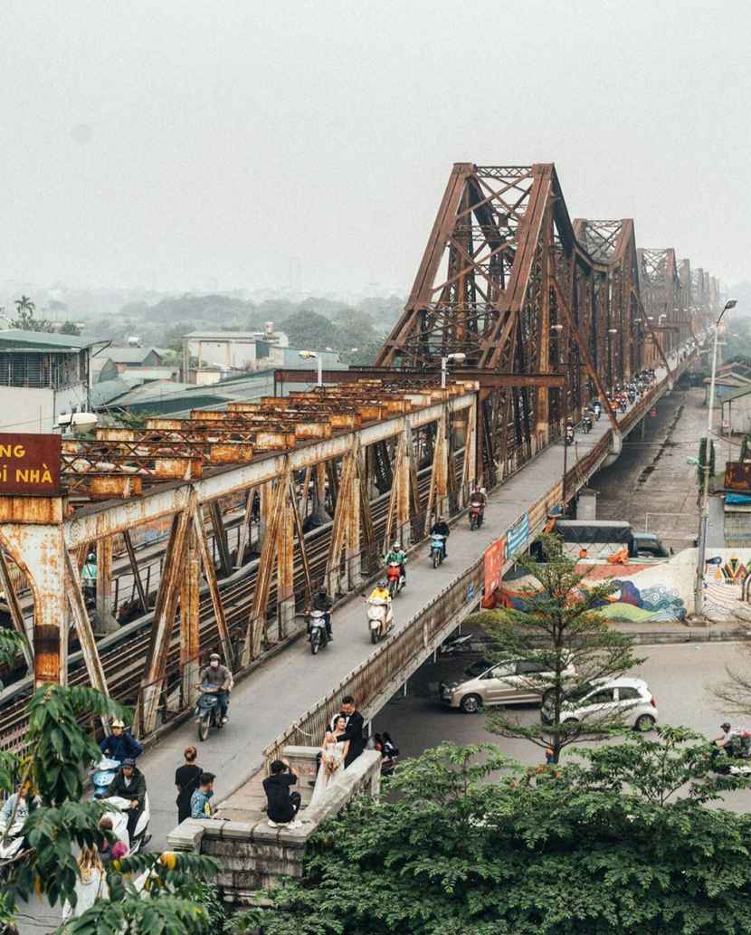 Những địa điểm trăm tuổi hút du khách ở Việt Nam 1